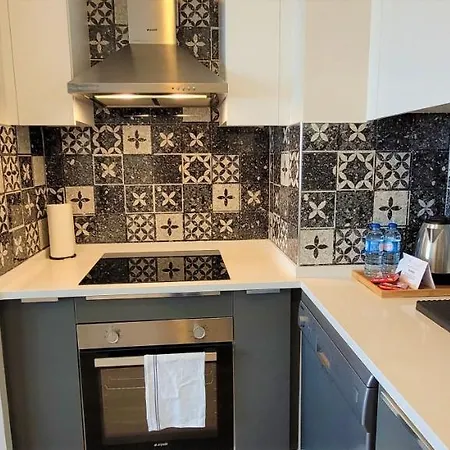 Cozy 1-bdr Apt - Metrobus Steps Away! Daire *